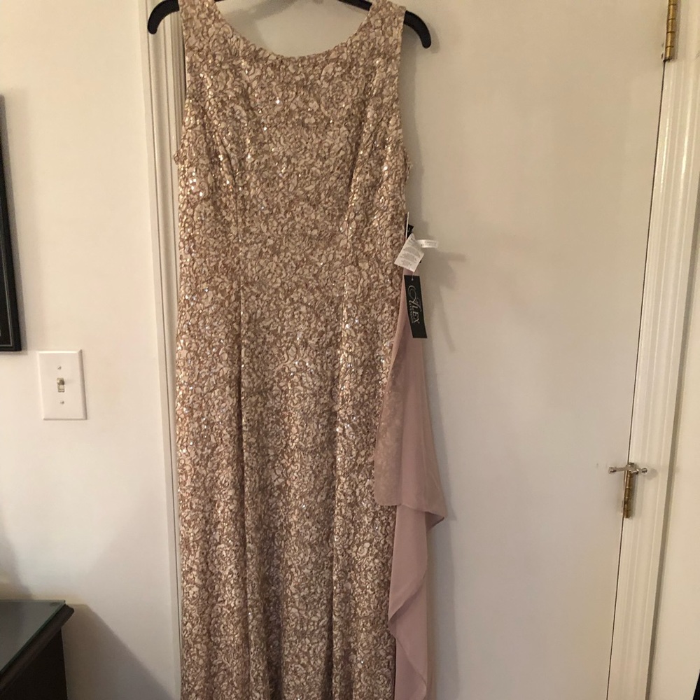 Alex Evening Maxi Dress